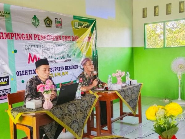 PENDAMPINGAN PENERAPAN EDM-eRKAM MI PLUS JARYUL ULUM