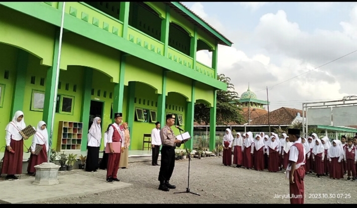 STOP BULLYING, POLRI HADIR KE MI PLUS JARYUL ULUM KALIPURWO