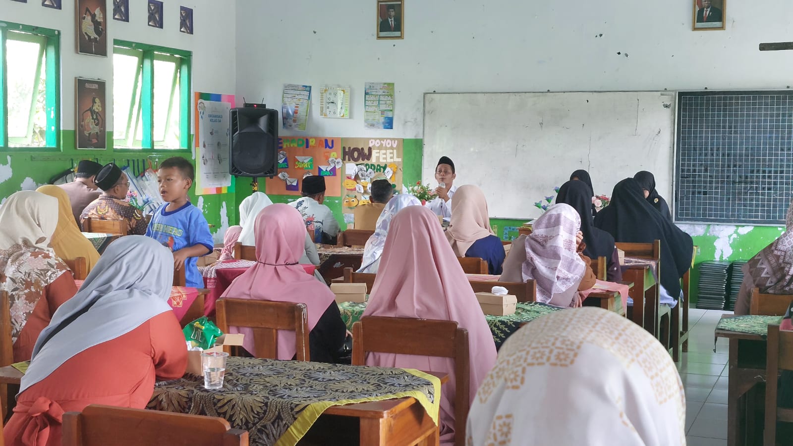 Murid MI Plus Jaryul Ulum Kalipurwo TP 2023-2024 LULUS 100 %